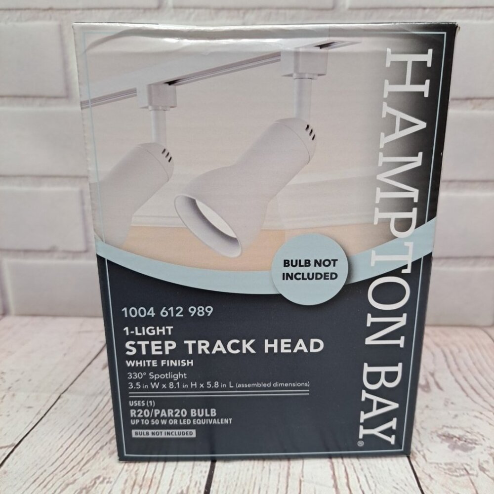 Hampton Bay 1-Light White FInish Step Track Lighting Head R20/PAR20